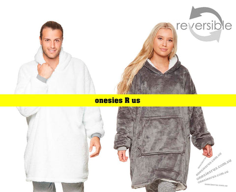 HOODIE HUG Blanket (Charcoal Grey)