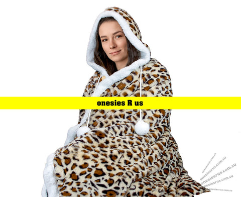 HOODED Wrap-Around Blanket (Leopard)